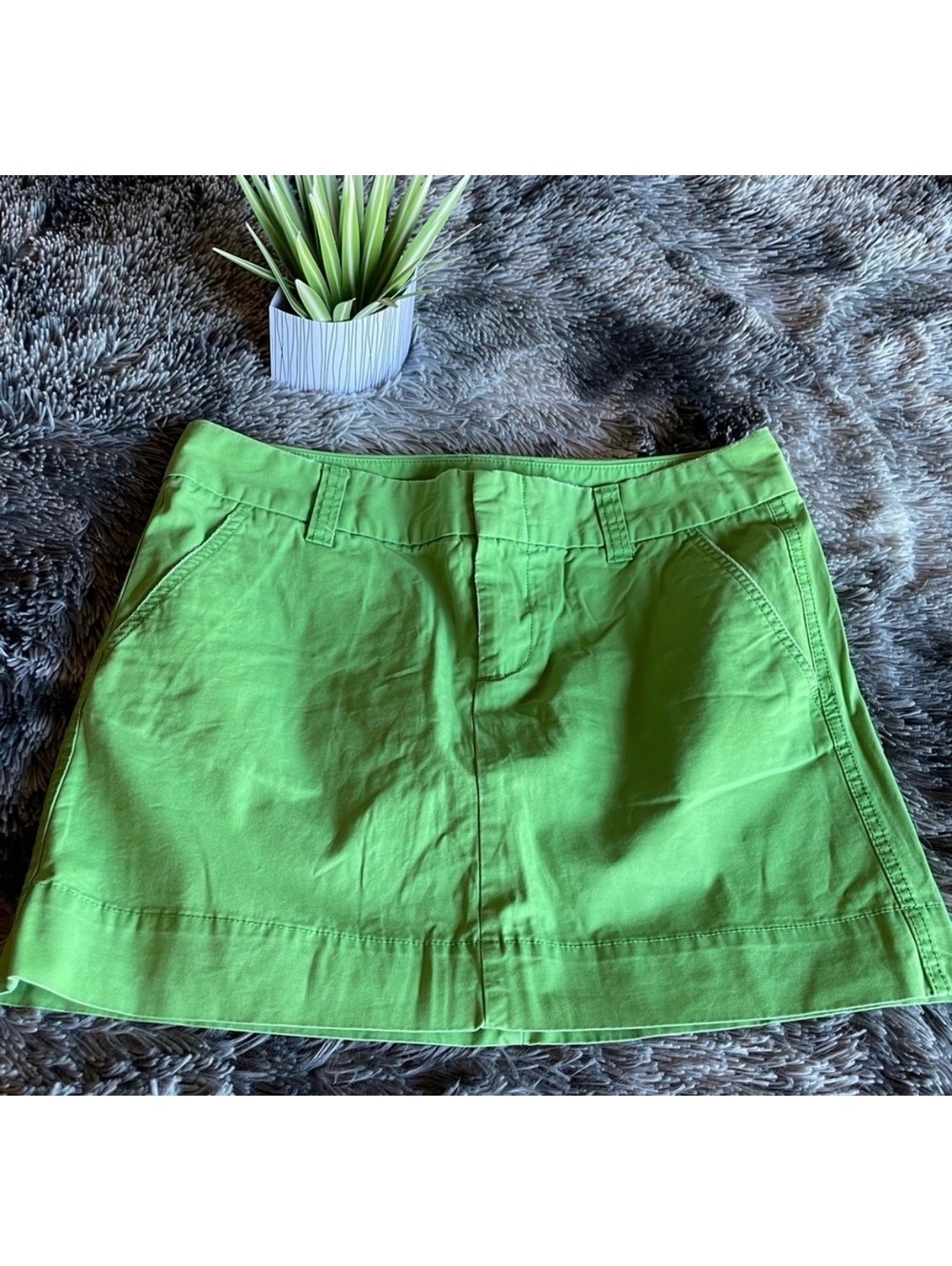 Gap Favorite Chino Green Mini Skirt Size 10 Made in Jordan